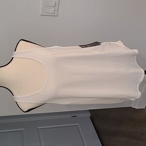 Under Armour Size L White Fitted Tank top
